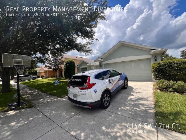 Building Photo - 4146 SW 47th Ct