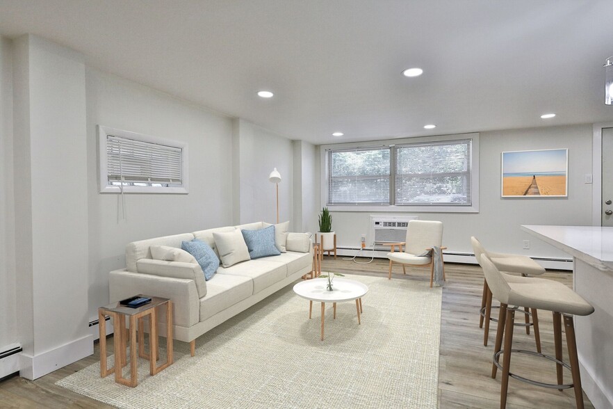 Living Area - New Orleans Park Apartments