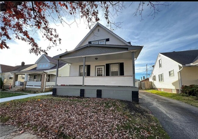Primary Photo - This spacious front porch Colonial is wait...