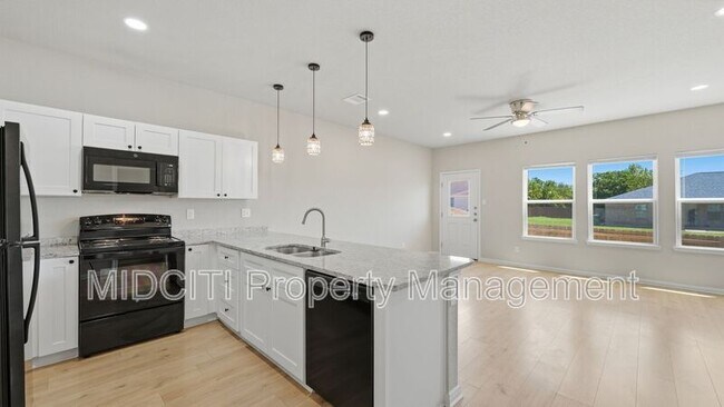 Building Photo - 7210 John Palmer Dr