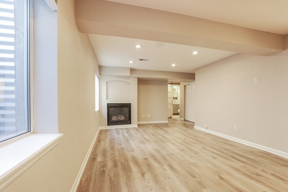 Building Photo - 11357 E 116th Ave