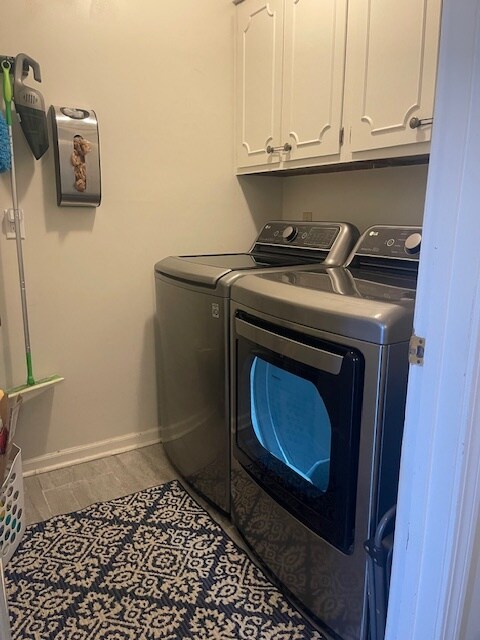 Building Photo - 2107 Riverdale Rd