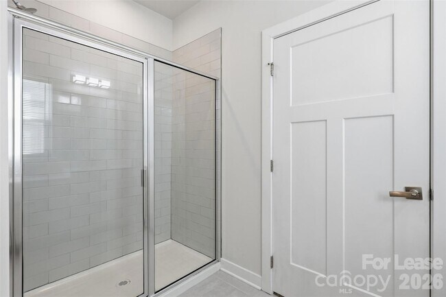 Building Photo - 6425 Cumberland Dr