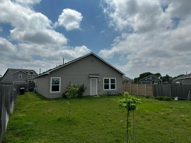 Building Photo - 208 Prairie Dog Town Dr