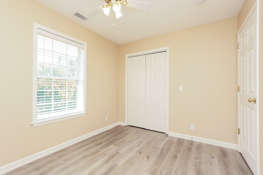 Building Photo - 2309 Leighton Way
