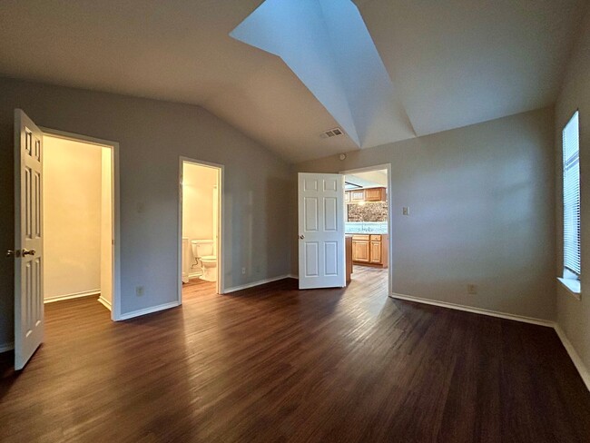 Building Photo - 9304 Kempler Dr