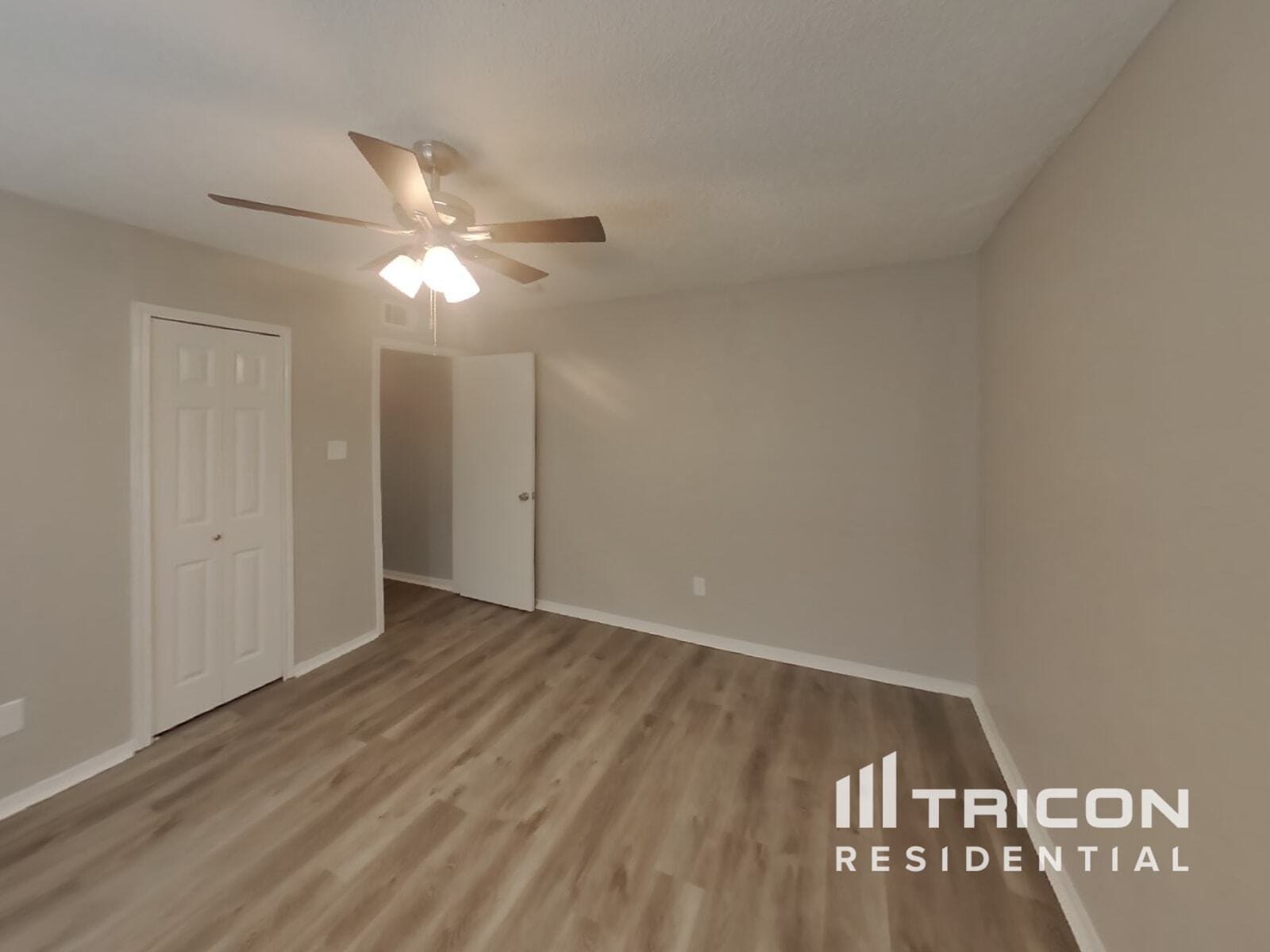 Building Photo - 1210 Green Hill Dr