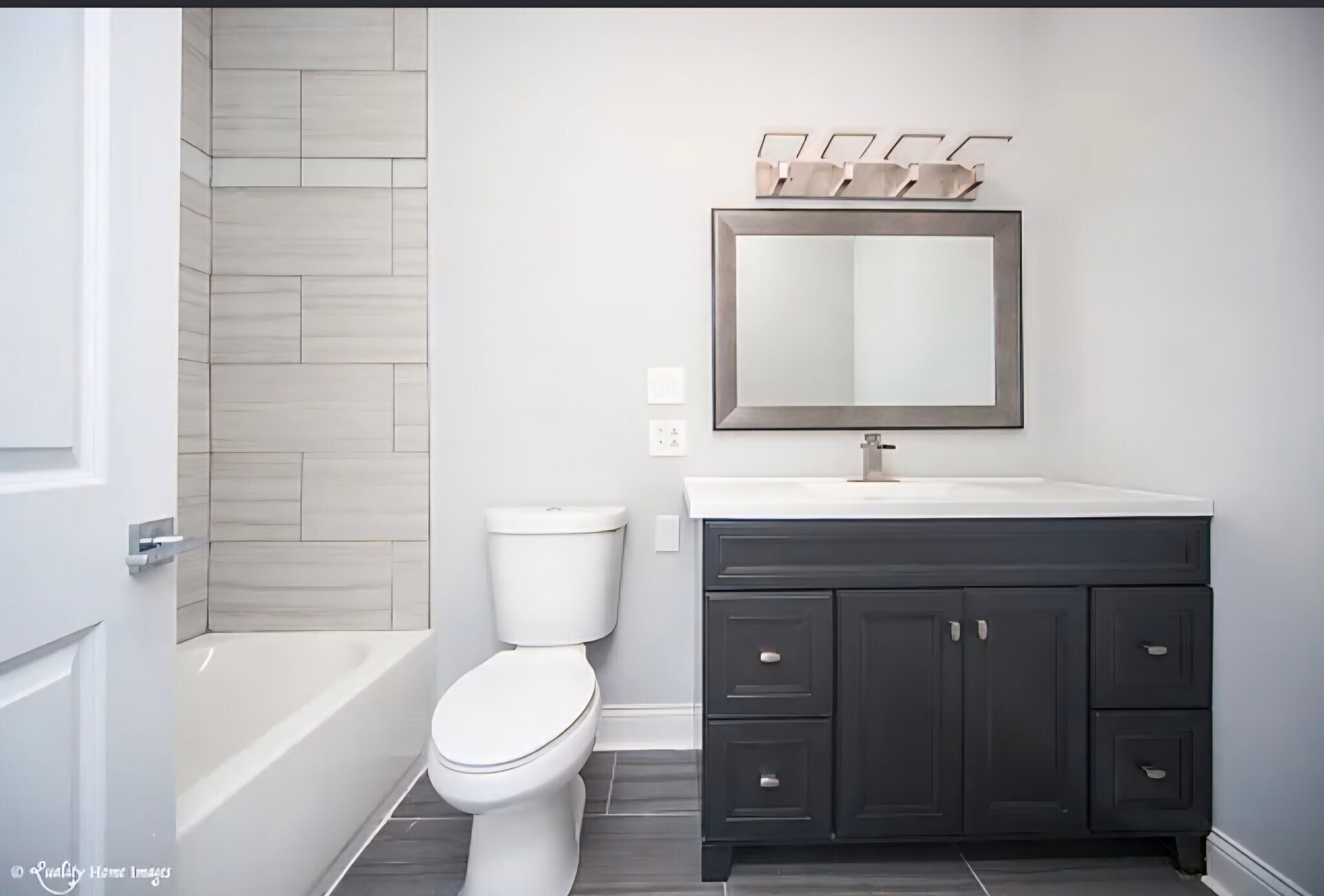 Building Photo - 1219 Blackhawk Dr