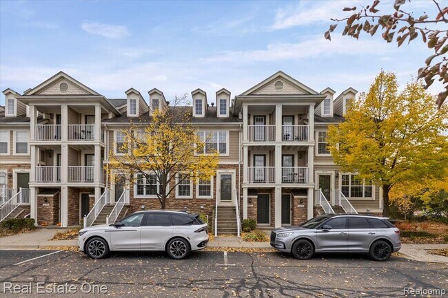 Building Photo - 1084 Faulkner