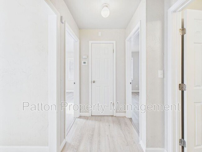 Building Photo - 3004 Westhaven Dr