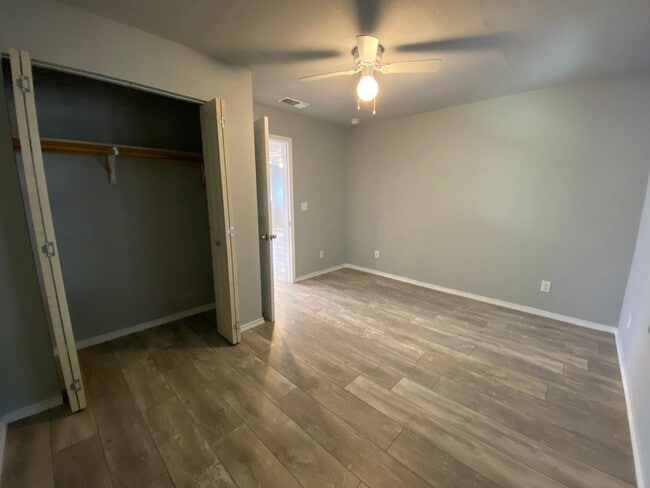 Building Photo - FALL INTO A NEW HOME WITH OUR MOVE-IN SPEC...