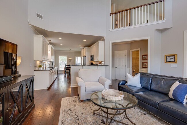 Building Photo - Spotless 5BR/3.5BA rental home, Meade of A...