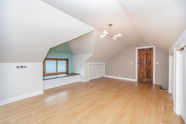 Building Photo - 415 Ridgeland Ave