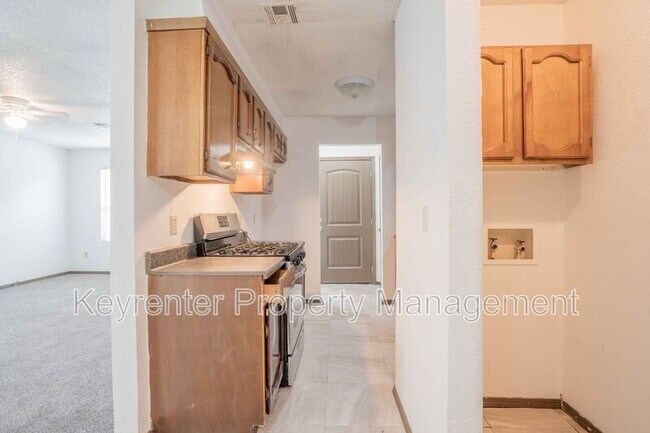 Building Photo - 4229 S 35th W Ave