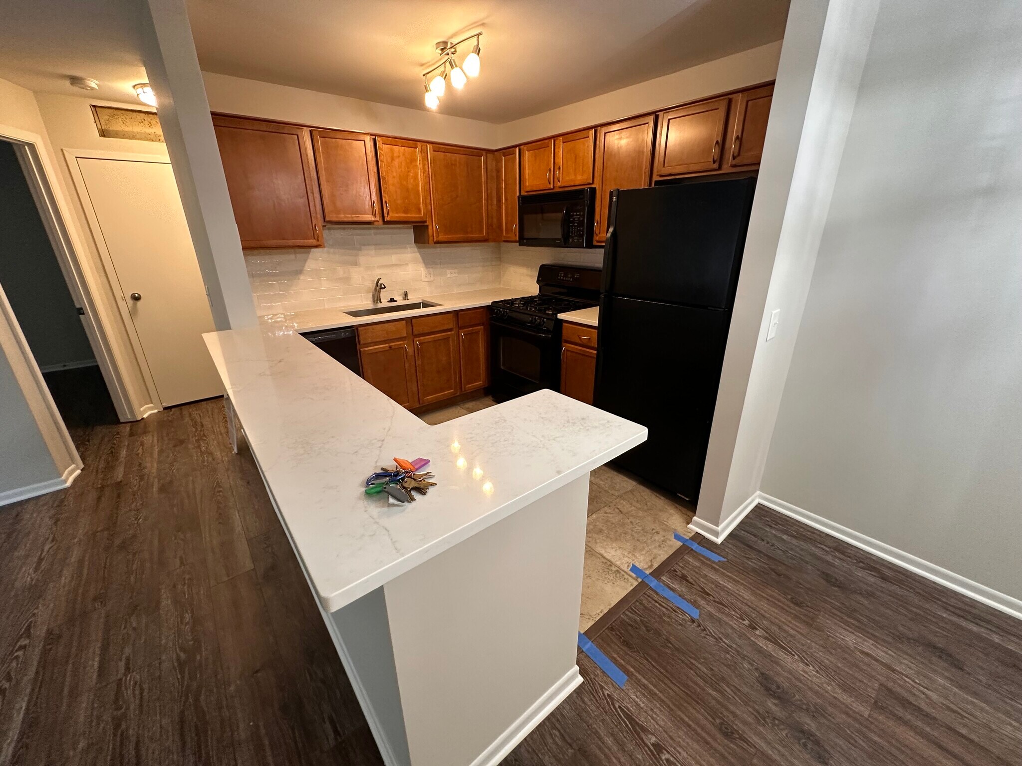 Building Photo - 1513 Raymond Dr