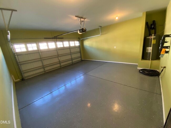 Building Photo - 1212 Nightshade Dr