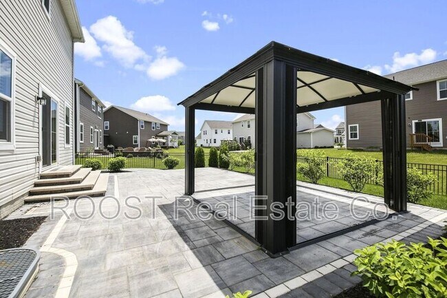 Building Photo - 380 Crownover Way