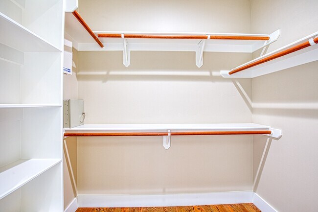 Building Photo - 1743 French Village Dr