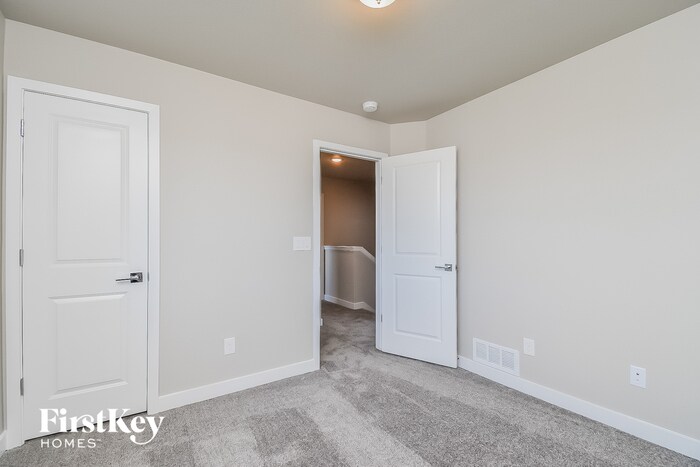 Building Photo - 6908 Akela Ln