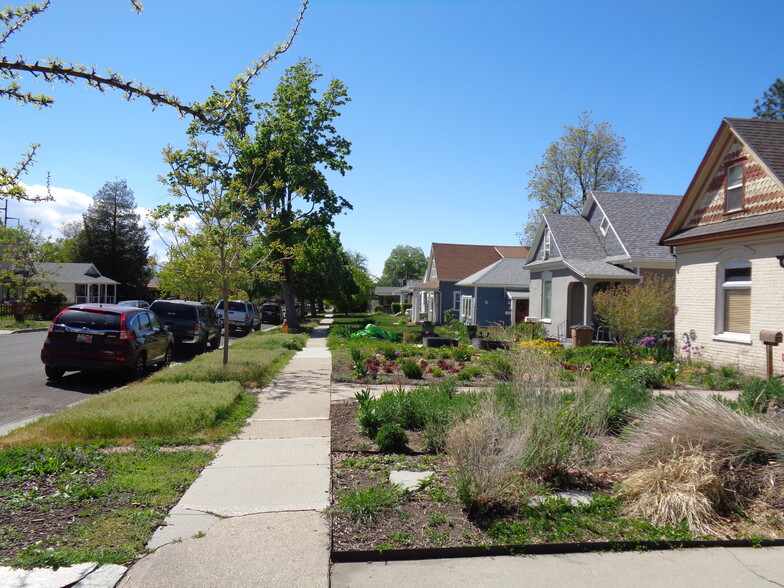 Building Photo - 1055 E Wilson Ave