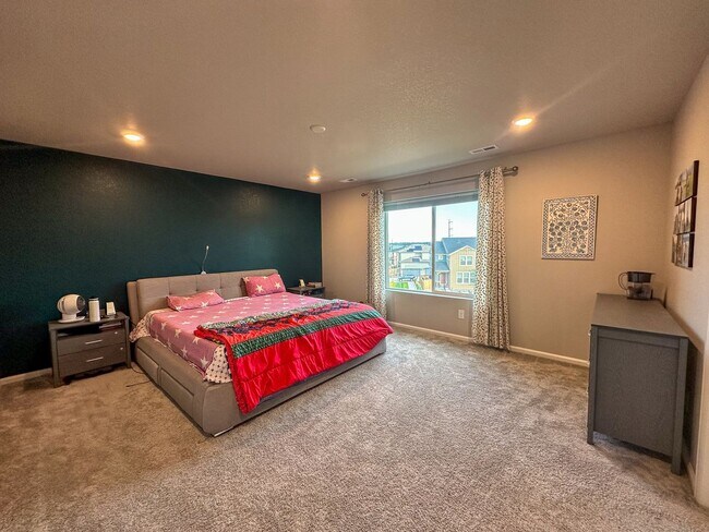Building Photo - This is what a dream home looks like!