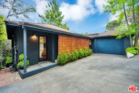 Building Photo - 380 Tamarac Dr