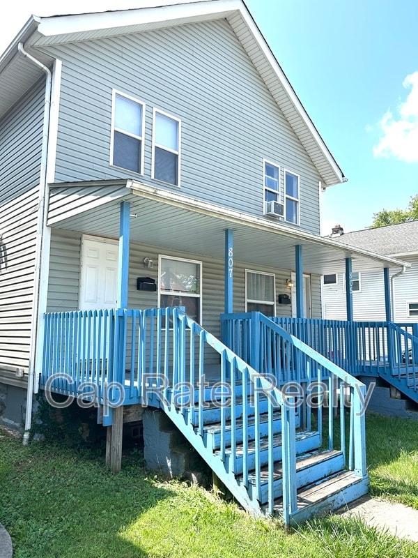 Primary Photo - 807 E 2nd Ave