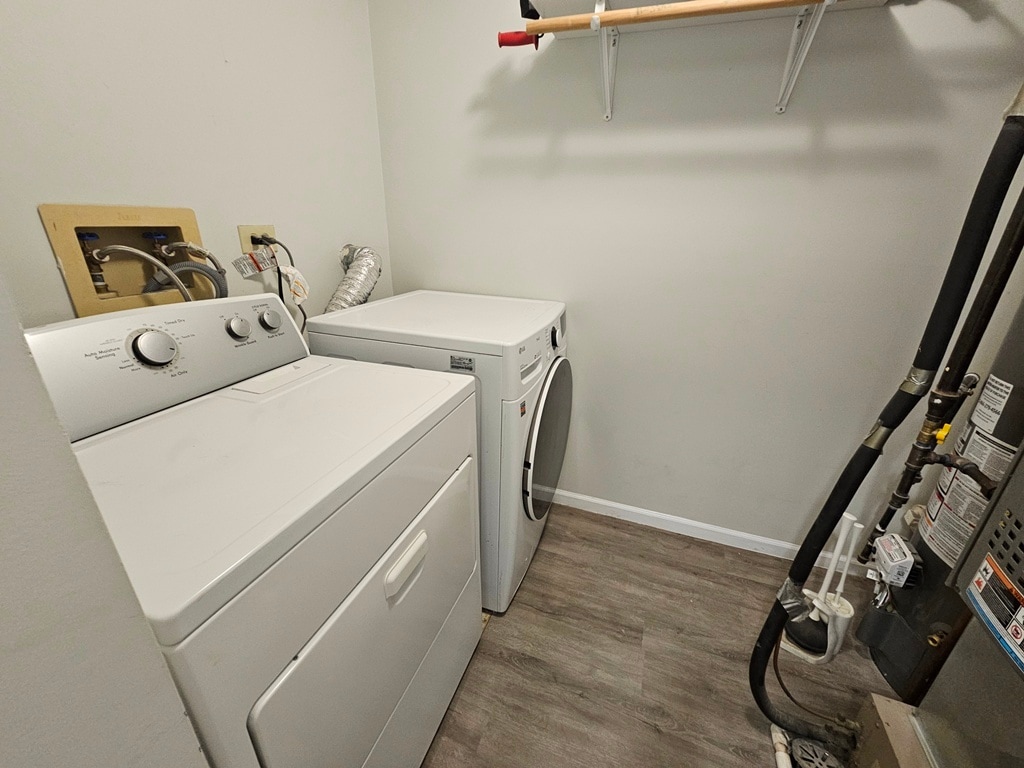 Building Photo - 1241 Bradwell Ln