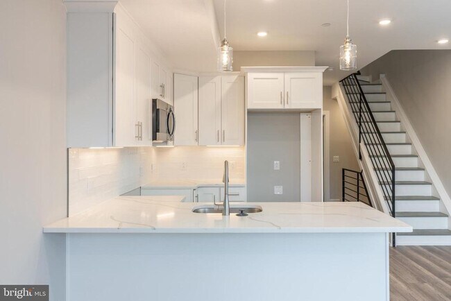 Building Photo - 2040 N 19th St
