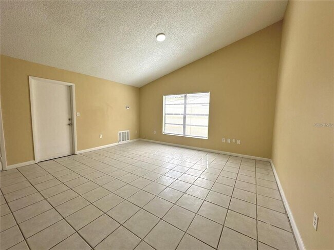 Building Photo - 3933 Magnolia Lake Ln