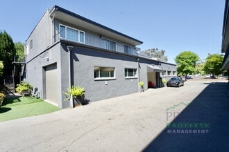 Building Photo - 615 B St