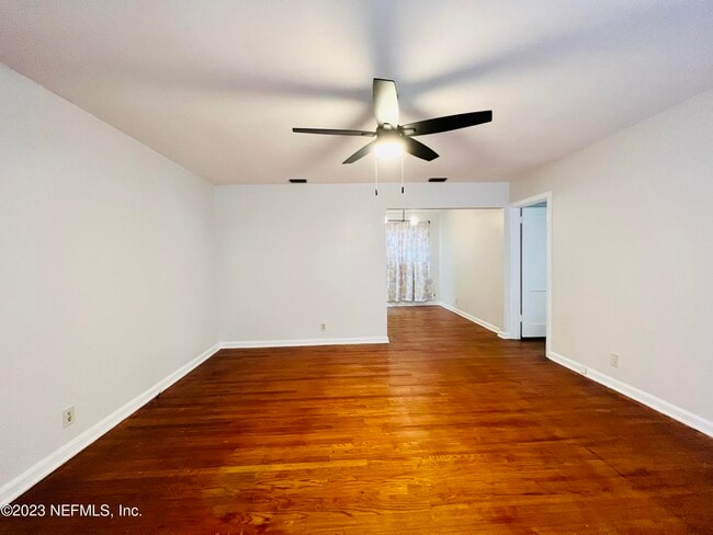 Building Photo - 1654 Talbot Ave