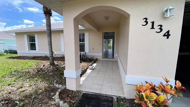 Building Photo - 3134 Canby Dr