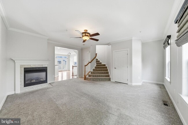 Building Photo - 8921 Amelung St