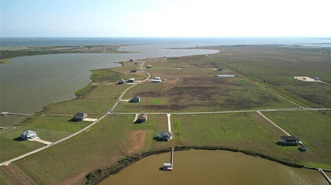 Building Photo - 747 Waypoint Dr