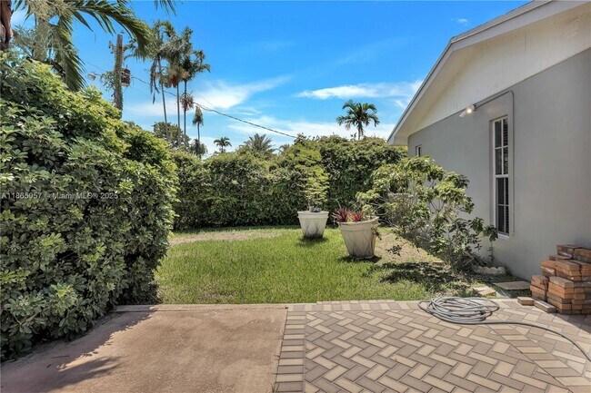Building Photo - 8261 SW 165th Terrace