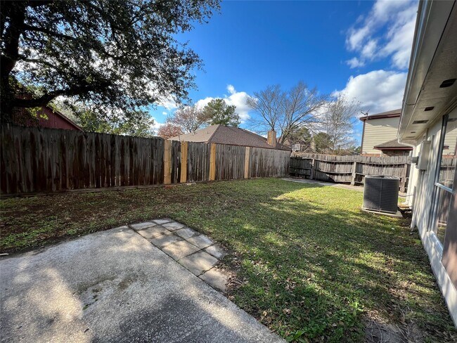 Building Photo - 11903 Estes Park Ln