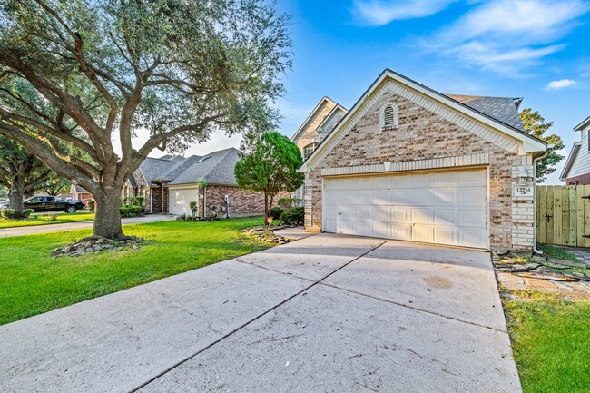 Building Photo - 12714 Mardi Gras Dr