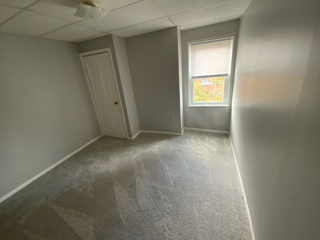 Building Photo - 117 S 22nd St