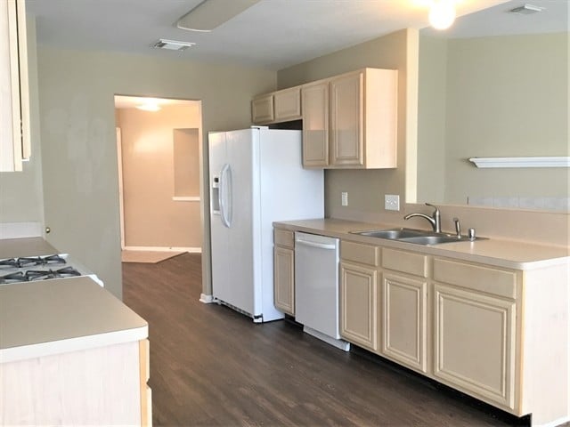 Building Photo - 19343 Grand Colony Ct