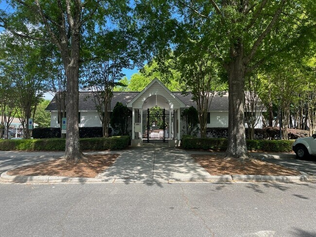 Building Photo - 8216 Christmas Ct