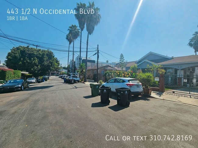 Building Photo - 443 1/2 N Occidental Blvd-