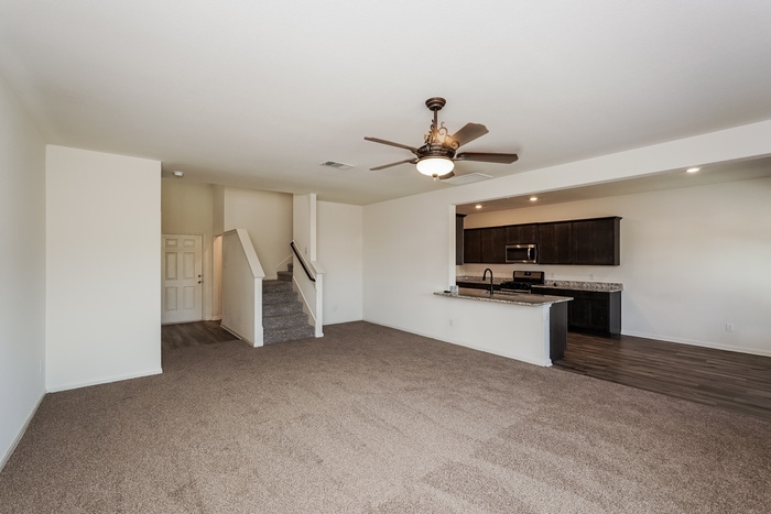 Building Photo - 809 Clark Dr