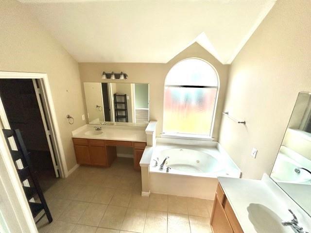 Building Photo - 6202 Crestmere Ln