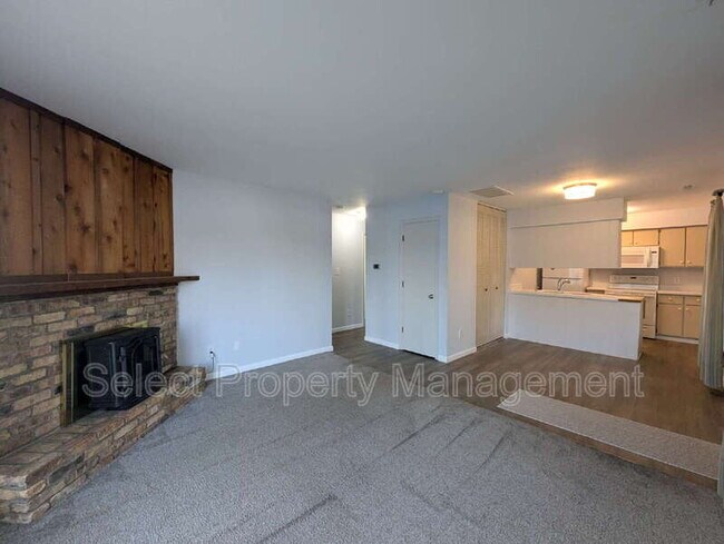 Building Photo - 5138 Woodmark Dr