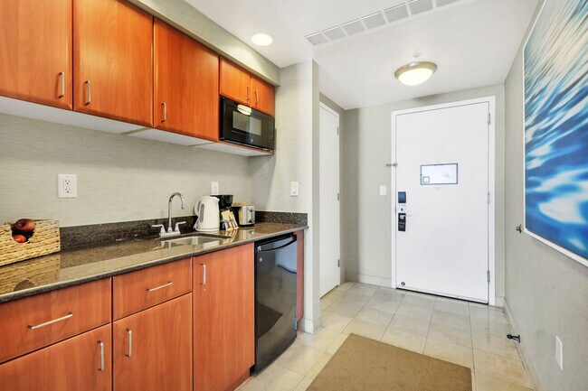 Building Photo - 18001 Collins Ave