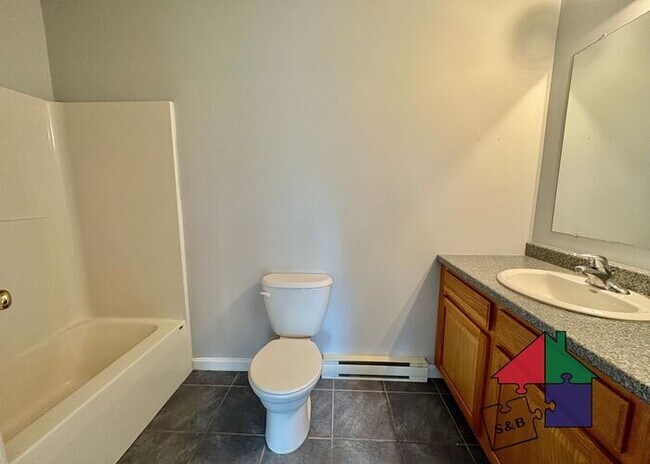 Building Photo - Gorgeous Pet Friendly Milton 3 Bedroom - Attached Garage and Patio!