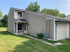 Building Photo - 133 Tuller Rd