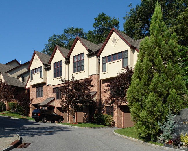 Primary Photo - Stone Ridge Manor