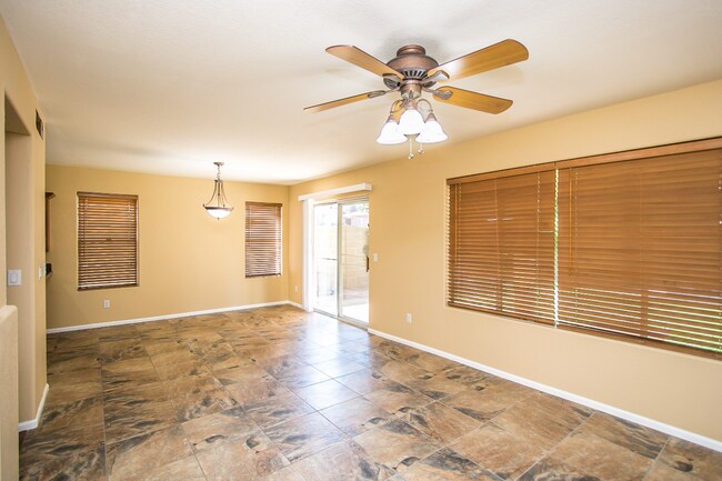 Building Photo - 4BR/2.5 BA. Located in the Desert Ridge